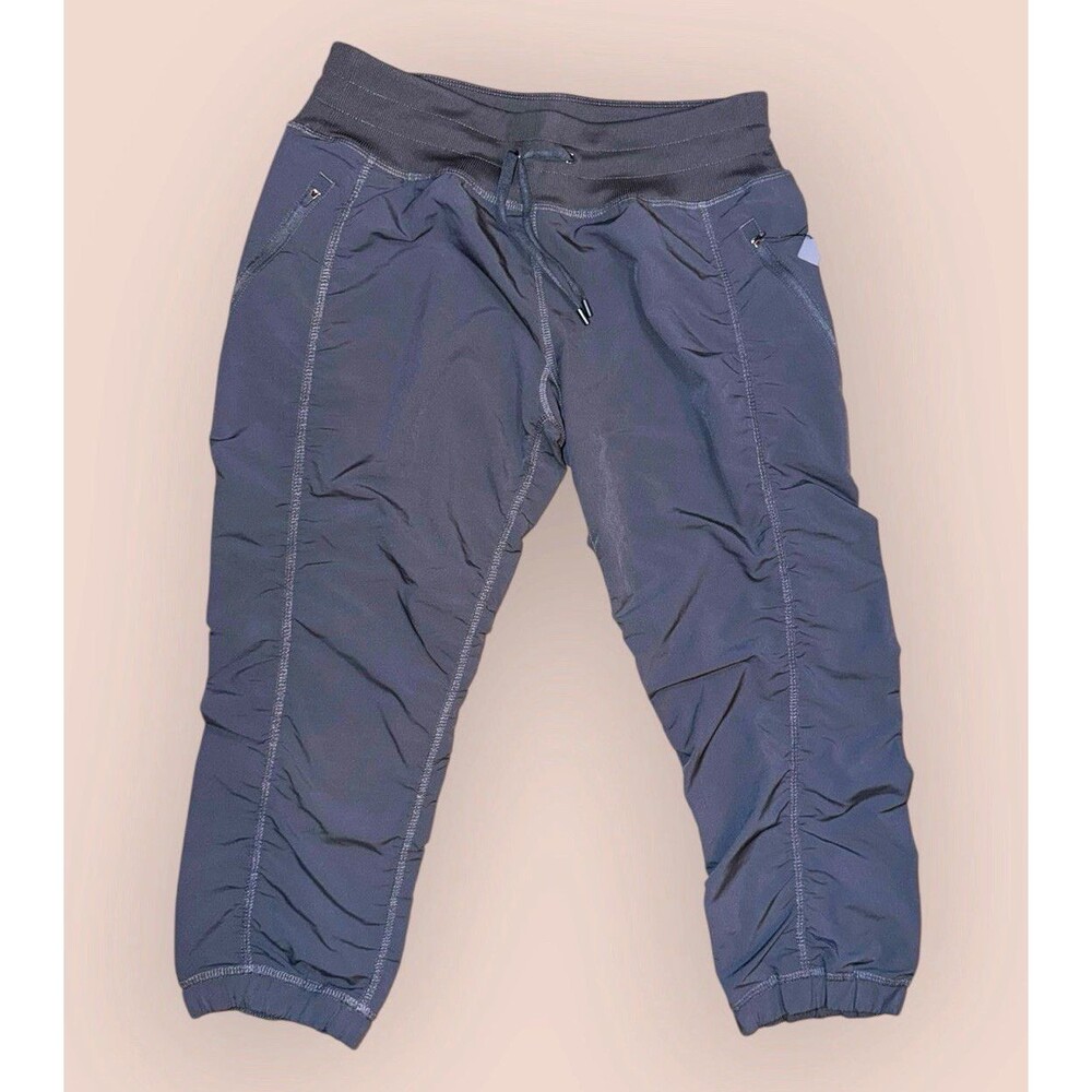 Kirkland Signature Women’s Active Cropped Pants Gray M Drawstring Pockets